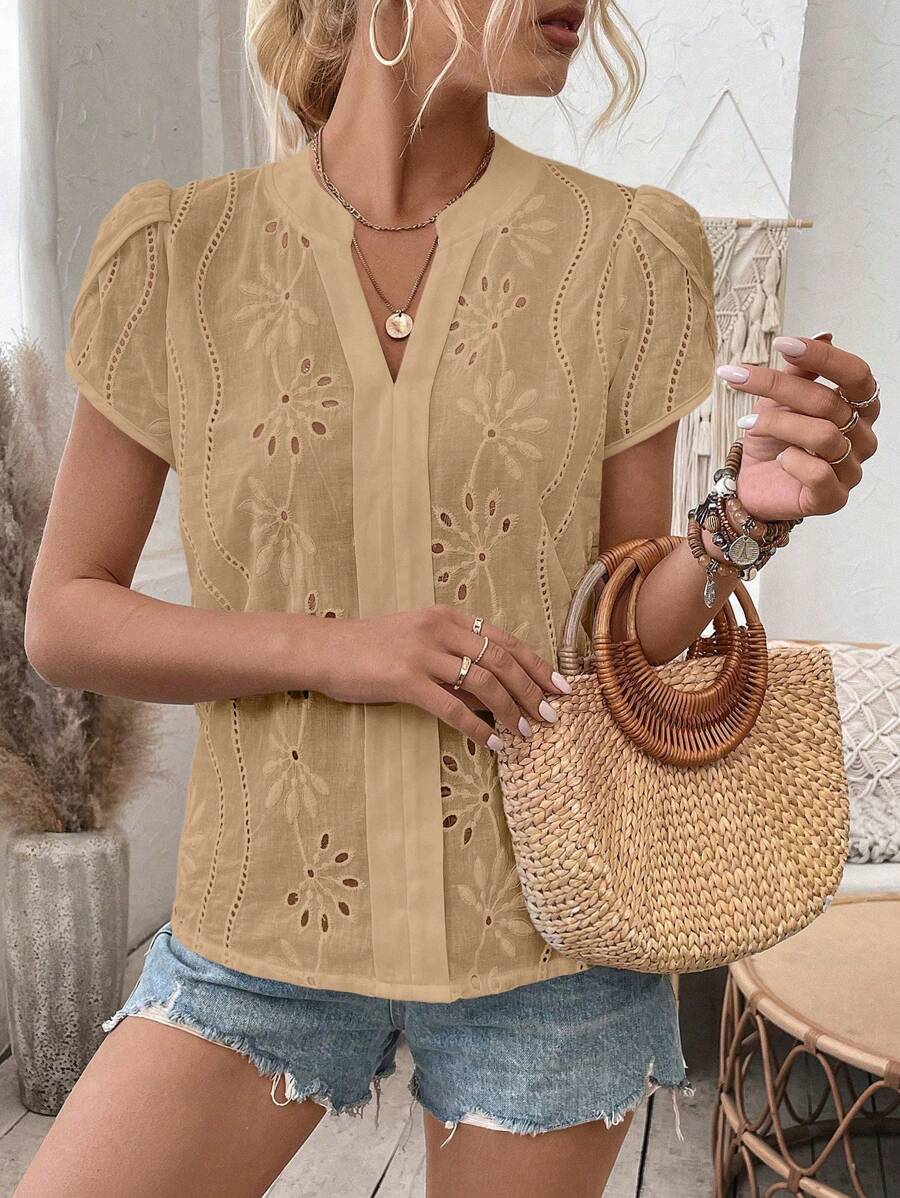 Charly™ | Elegant topp med V-ringning och puffärmar