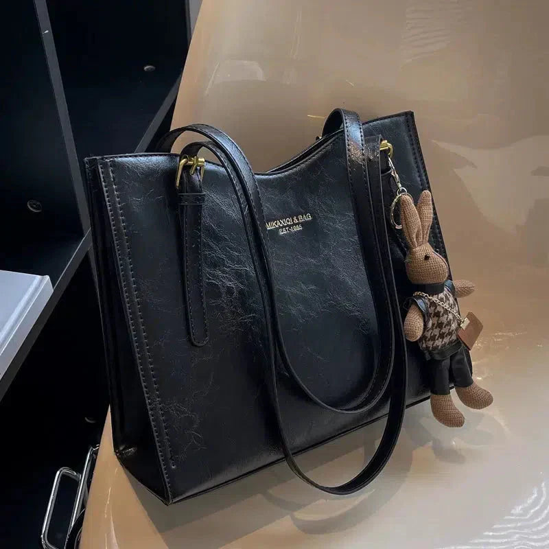 Maja™ | Lekfulla Axelväskan med Vintage Charm