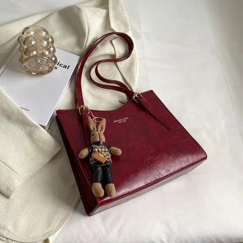 Maja™ | Lekfulla Axelväskan med Vintage Charm