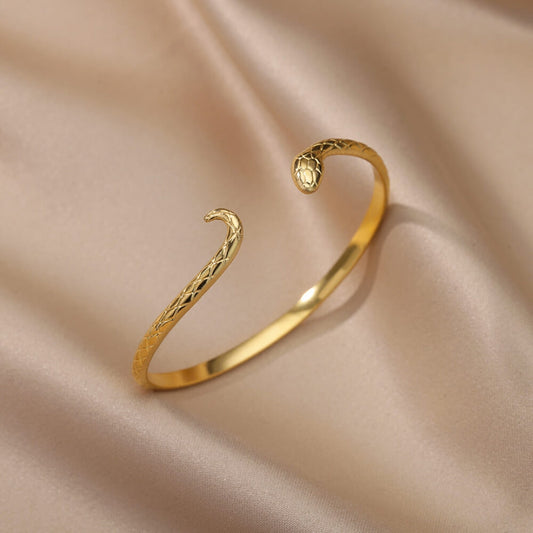 Berit™ | Armband med orm i guld