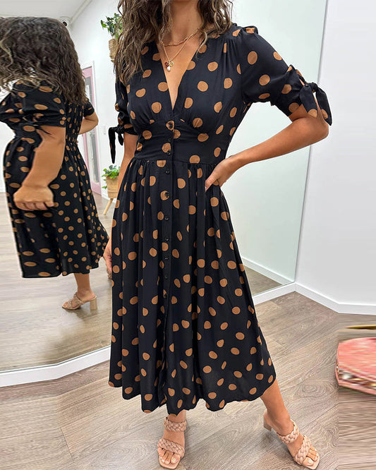 Monique™ | Elegant prickig klänning